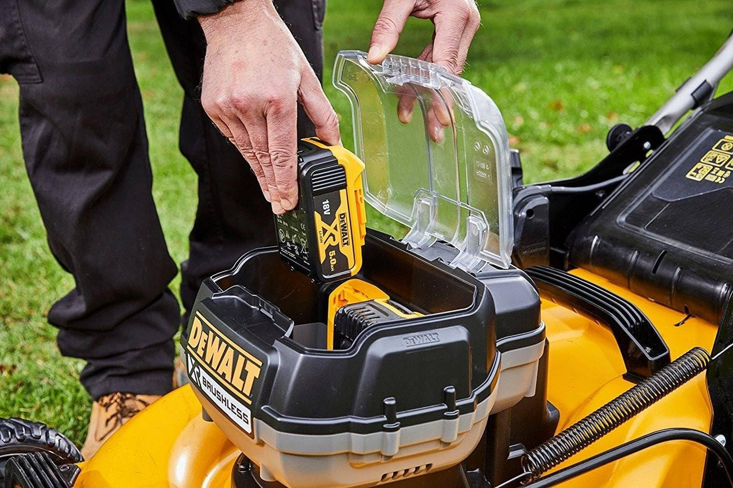 Rasaerba XR 18V 48 cm DCMW564P2-QW